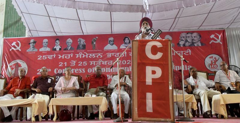 ਭਾਜਪਾ ਸਰਕਾਰ ਲੋਕਾਂ ਨੂੰ ਵੰਡਣ ਤੇ ਫਾਸ਼ੀਵਾਦੀ ਰਾਹ ’ਤੇ ਪਈ: ਡੀ ਰਾਜਾ